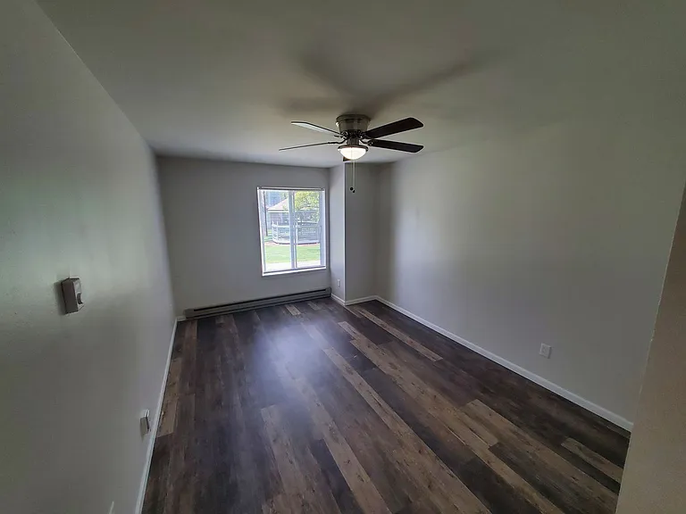 Orchard Village Apartments — Photo 22