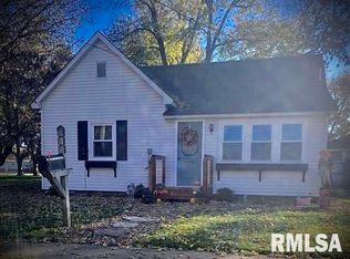 330 W Madison St, Rushville, IL 62681