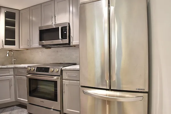 Rented by (Legacy) NY Quality Living Uptown | media 18