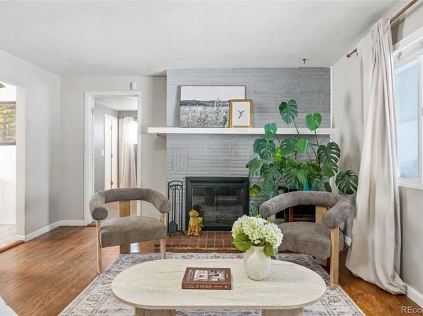 10045 W 8th Place, Lakewood, CO 80215