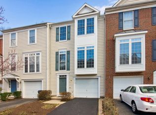 4049 Fairfax Center Hunt Trl, Fairfax, VA 22030