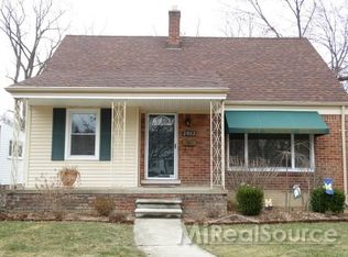 2902 N Wilson Ave, Royal Oak, MI 48073
