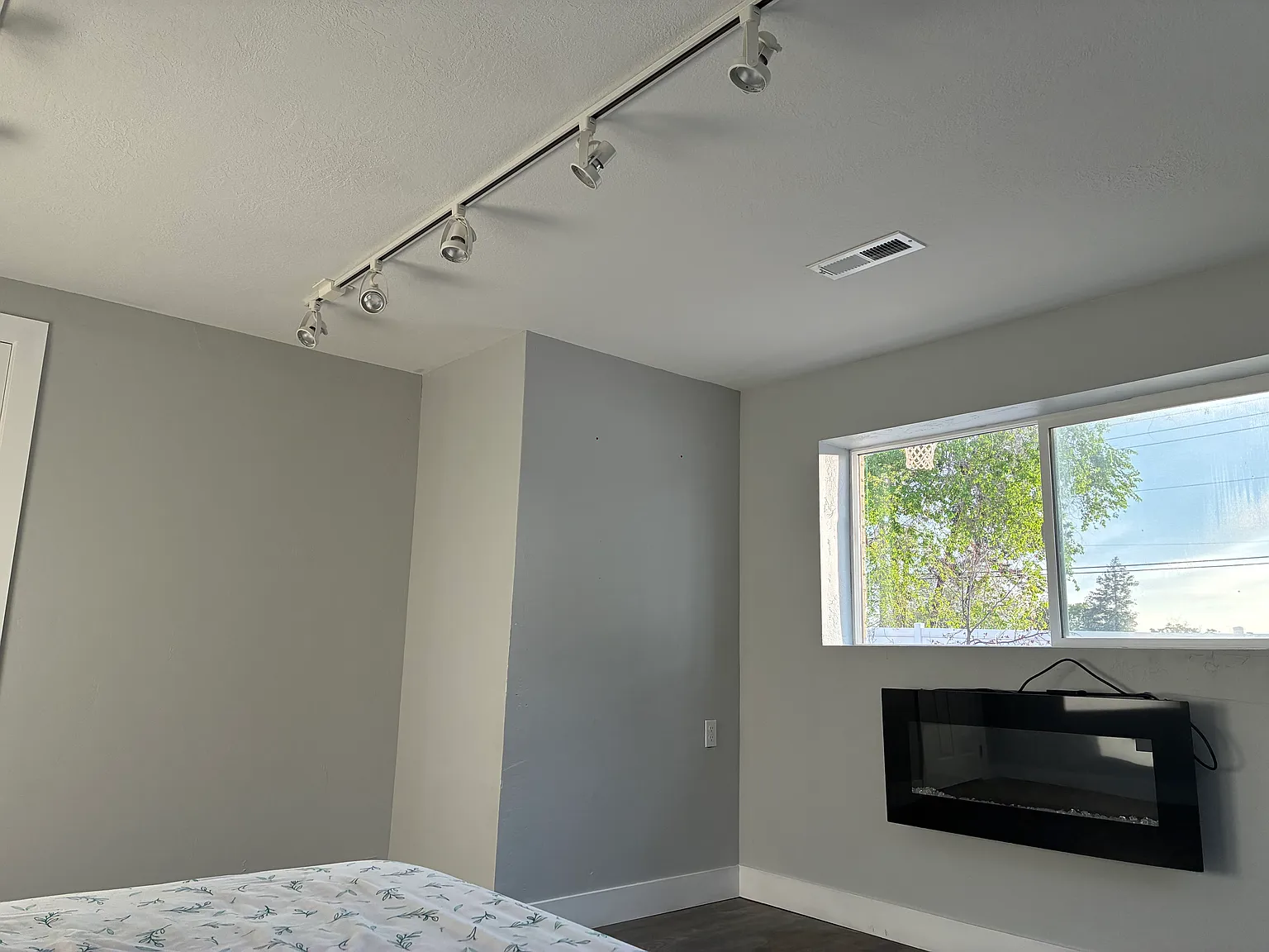 2 bed, 1500 sqft, $1,600 — Photo 4