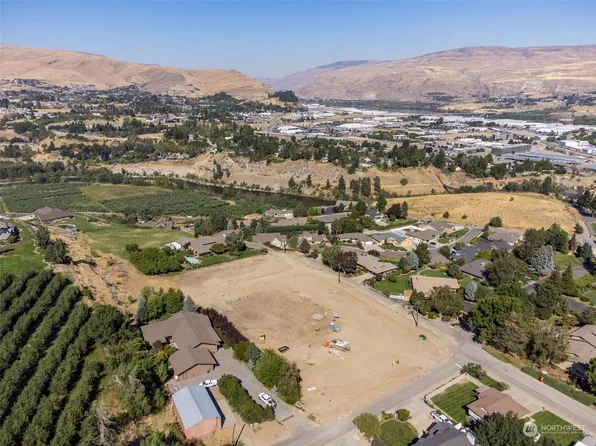 1812 North Road Lot 7, Wenatchee, WA 98801