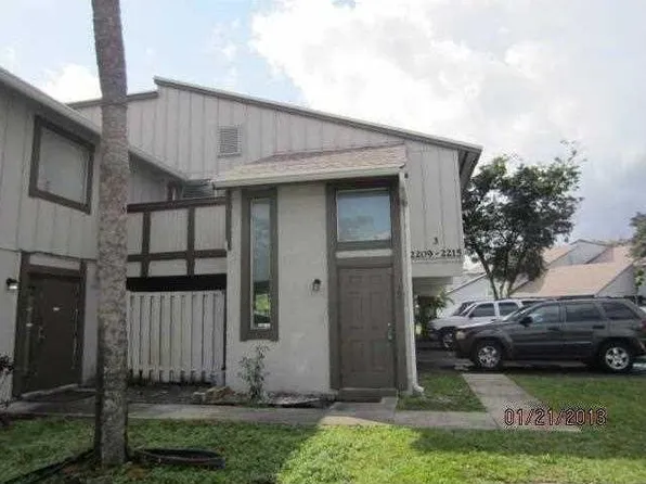 2215 NW 56th Avenue #3-e, Lauderhill, FL 33313