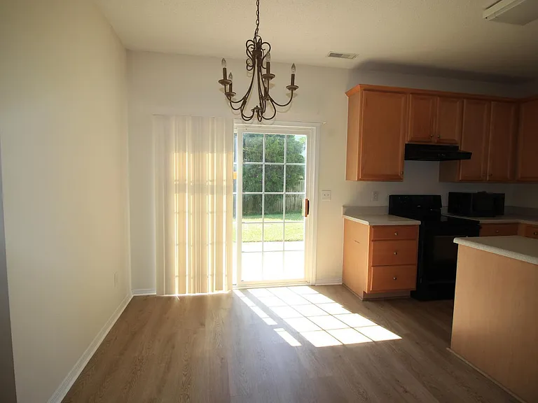 8439 Haines Creek Ln — Photo 6