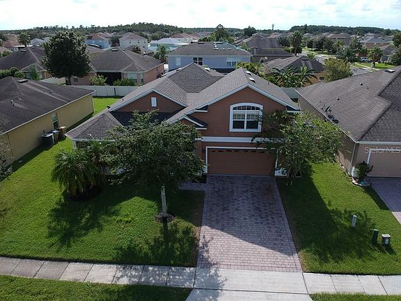2nd image of 1916 Acacia Dr