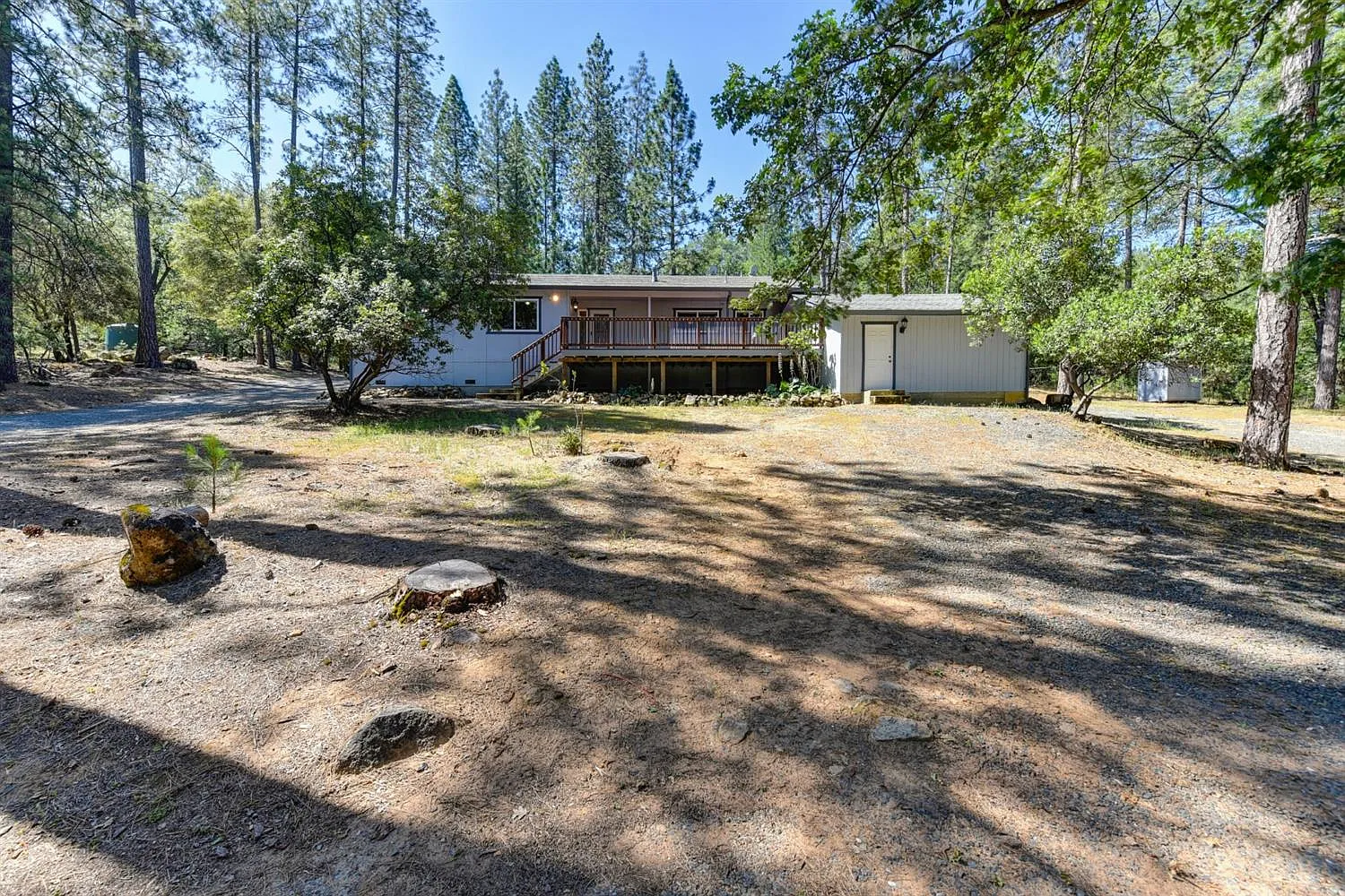 15340 McElroy Rd photo 1