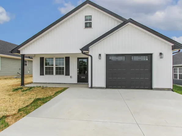 190 Charles Carr Dr, Harrodsburg, KY 40330