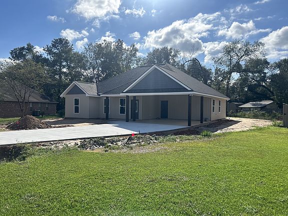 4th image of 332 Silverstone Cir