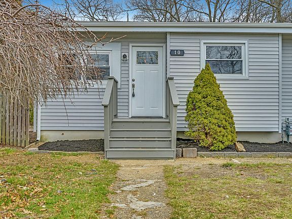 5th image of 10 Chestnut Hill Dr