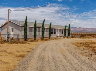 207 127th Street West St, Rosamond, CA 93560