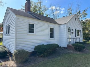 711 E 7th St, Washington, NC 27889