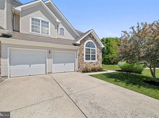 187 E Country Club Dr, Mount Holly, NJ 08060