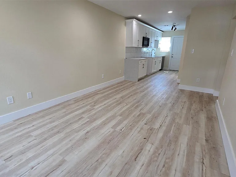 7318 La Salette St #A — Photo 2