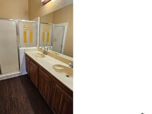 5313 Greenshaven Dr, Fort Worth, TX