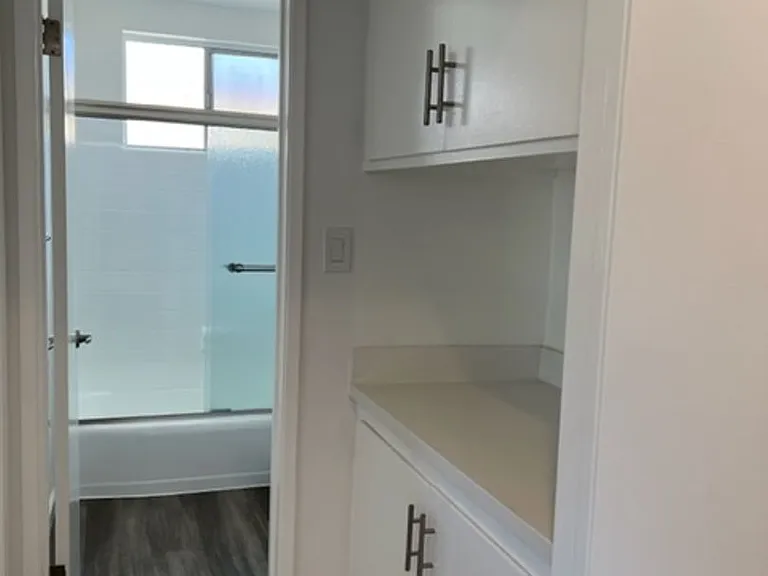 1721 S Westgate Ave — Photo 14