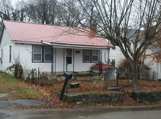 905 Water St, Columbia, TN 38401