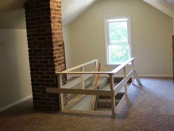5th image of 1134 W 25th St