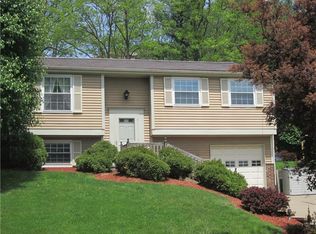 5986 Kings School Rd, Bethel Park, PA