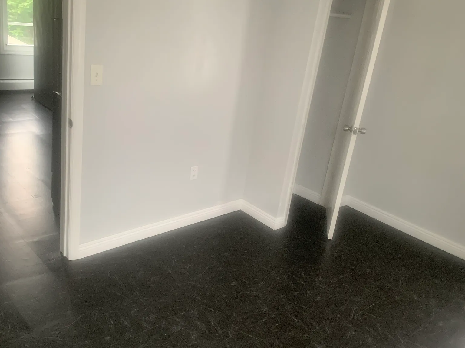 1 bed, $1,000 — Photo 3