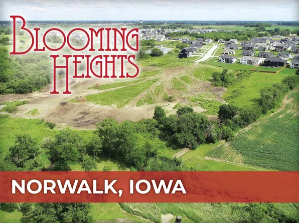 2407 Redbud St, Norwalk, IA 50211
