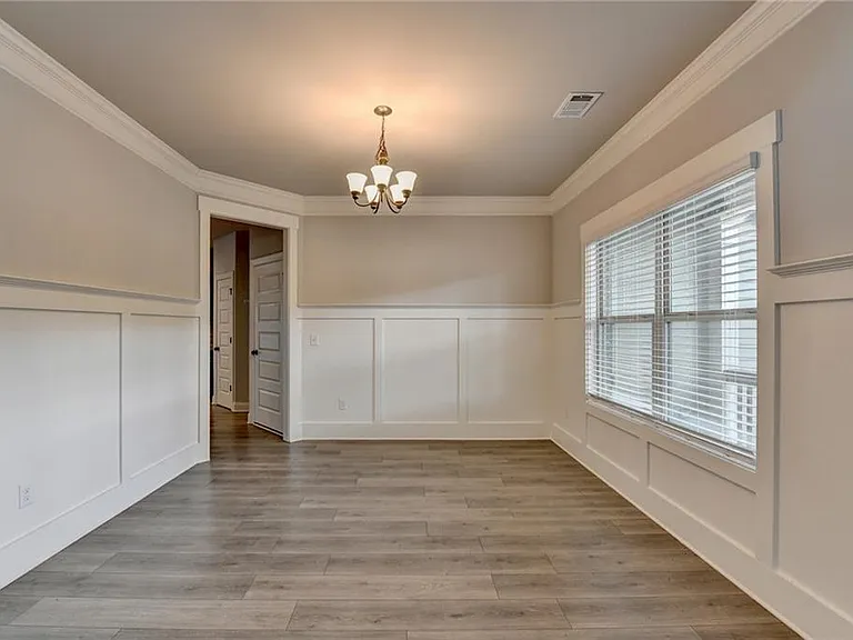 235 Bella Dr — Photo 14