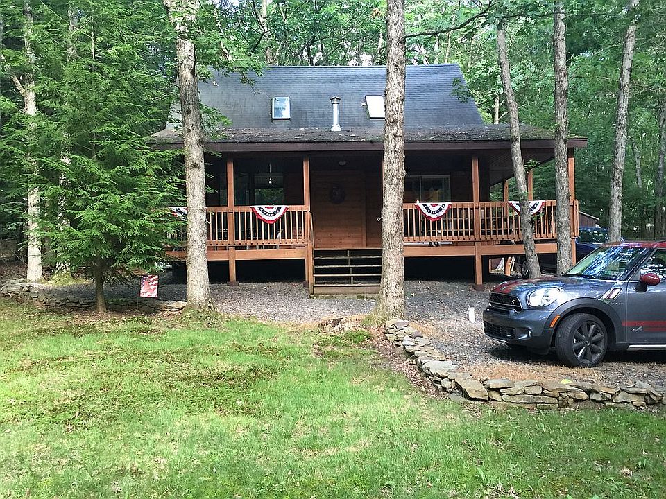 1st image of 34 Bear Creek Lake Dr