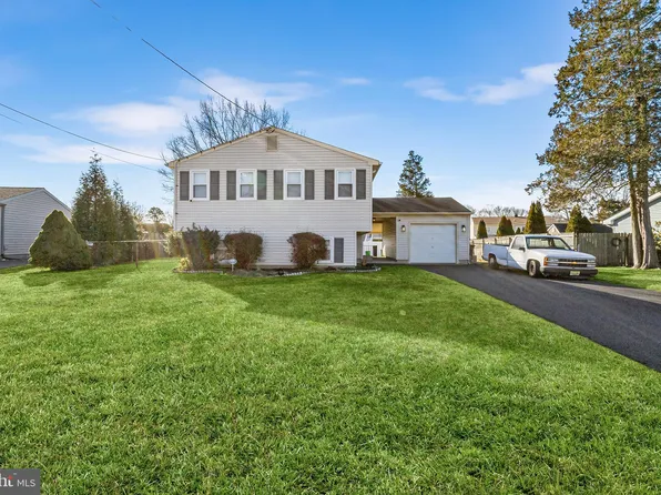 728 Sterling Rd, West Deptford, NJ 08096