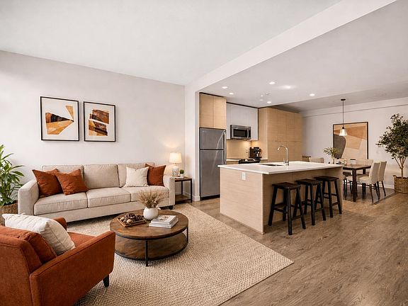 3rd image of 10378 133rd St #Townhouse 6
