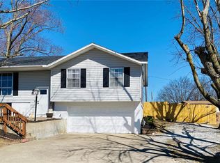 93 Stevens Dr, Hannibal, MO 63401