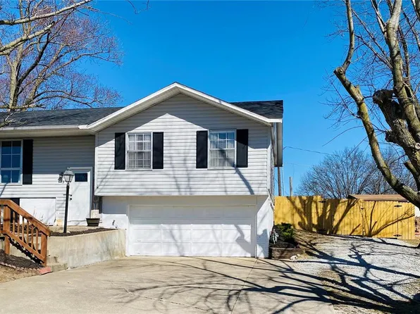 93 Stevens Dr, Hannibal, MO 63401