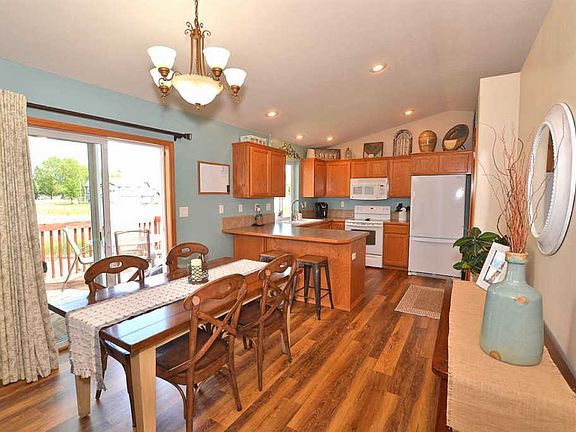 5th image of 1406 W Summerhill Ct