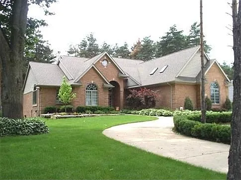 4151 Kangaroo Ct photo 1