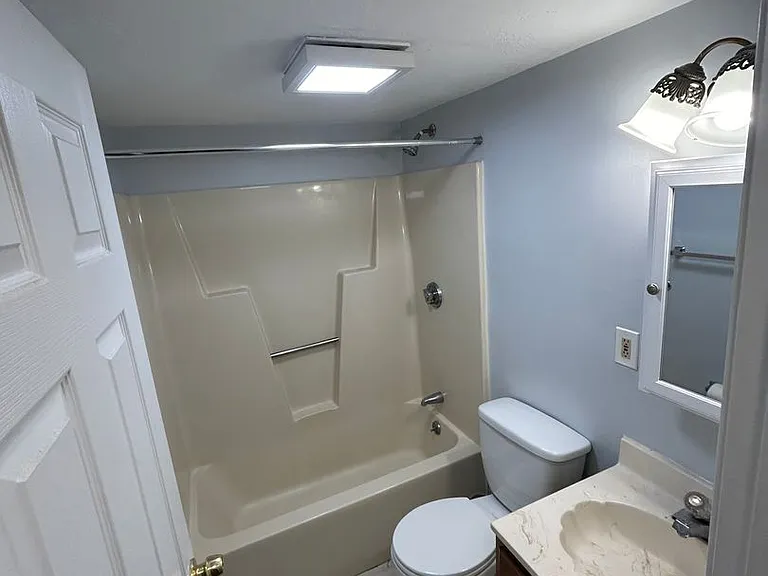 11 Gibbs St #C34 — Photo 19
