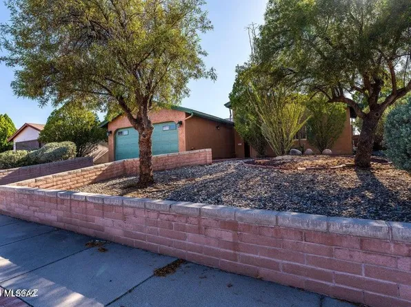 881 N Fleetwood Ln, Tucson, AZ 85748