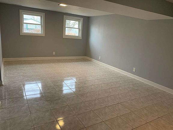 5th image of 5716 Edward Dr