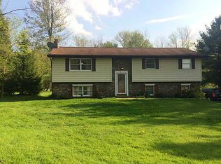 5461 Woodlawn Dr, Edinboro, PA