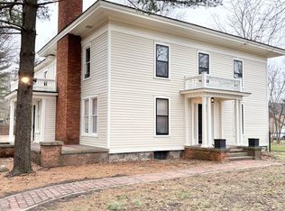 200 Burton St SE #4, Grand Rapids, MI 49507
