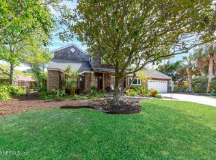 1893 Sea Oats Dr, Atlantic Beach, FL 32233