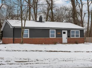 2003 S Grant St, South Bend, IN 46613