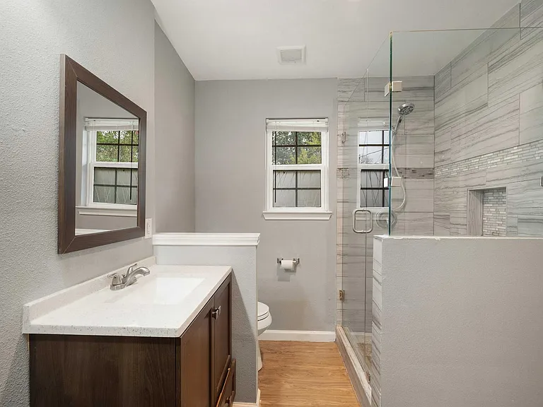 16336 Edgemere Dr — Photo 14