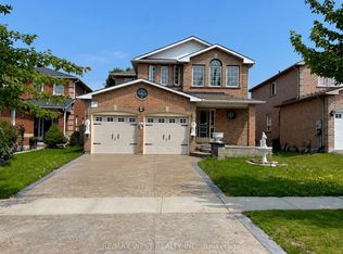 4 Catherine Dr, Barrie, ON L4N0Y7