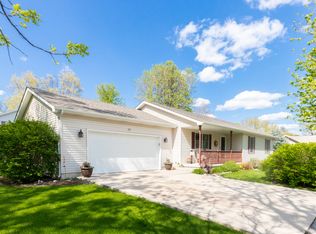 421 W 1st St, Sandwich, IL 60548