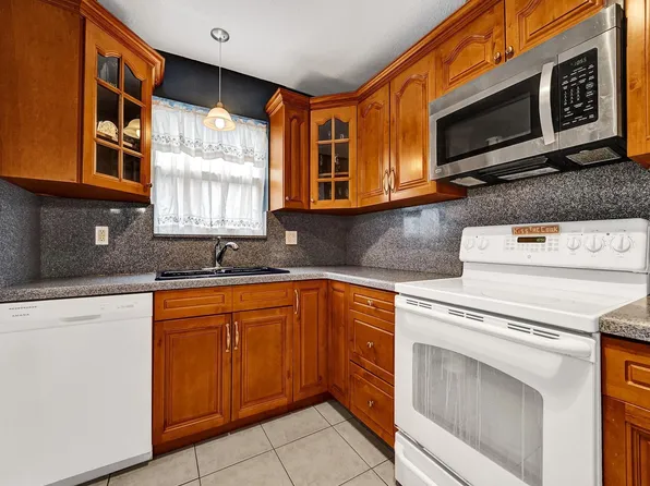 330 N 72nd Terrace, Hollywood, FL 33024