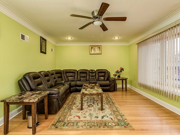 4th image of 5937 N Kimball Ave