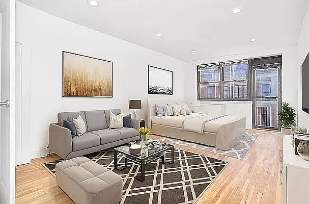 1st image of 213 E 37th St #3E