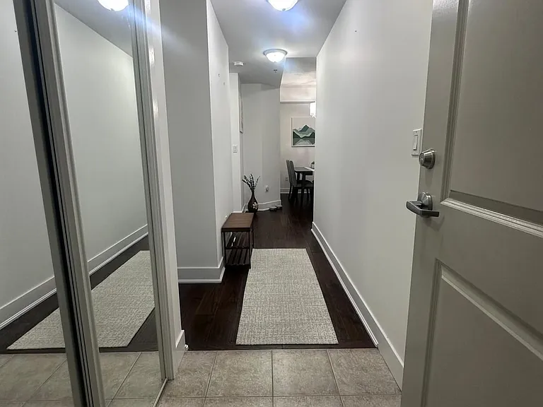 90 Charlton Ave W #303 — Photo 7