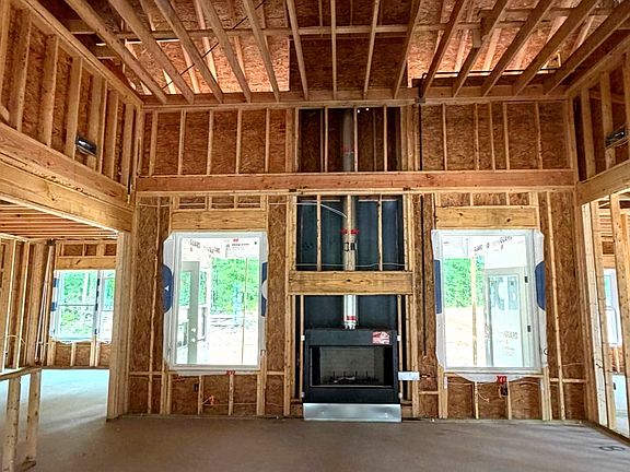 3rd image of 24 Durham Estates Dr