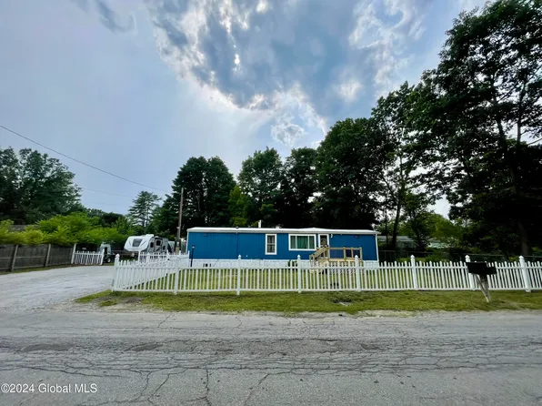 33 New Hampshire Avenue, Queensbury, NY 12804